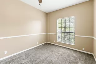1623 Greenbriar Dr, Huntsville, TX 77340 - Photo 36