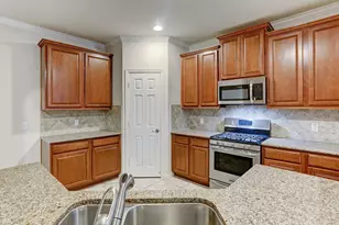 19806 Amber Village Ln, Richmond, TX 77407 - Photo 8