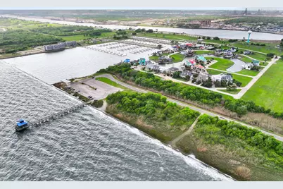 501 High Seas, Port Arthur, TX 77640 - Photo 32