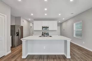 310 Crayfish Dr, Crosby, TX 77532 - Photo 4