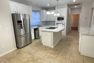 2218 Cypress Run Dr, Sugar Land, TX 77478 - Photo 6