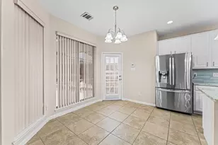 2218 Cypress Run Dr, Sugar Land, TX 77478 - Photo 6
