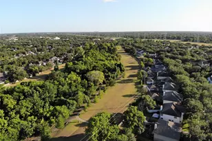 2218 Cypress Run Dr, Sugar Land, TX 77478 - Photo 22