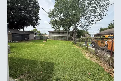 342 Hoffman Street, Houston, TX 77020 - Photo 4