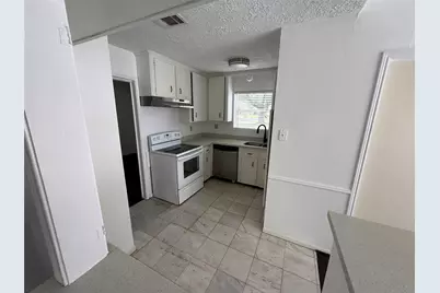 2206 Round Lake Drive, Houston, TX 77077 - Photo 6