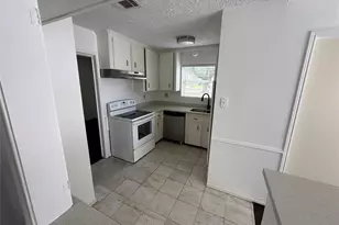 2206 Round Lake Dr, Houston, TX 77077 - Photo 6