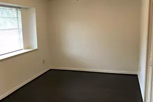 2206 Round Lake Dr, Houston, TX 77077 - Photo 4