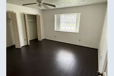 2206 Round Lake Drive, Houston, TX 77077 - Photo 10