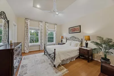 8 Jeffers Court, Houston, TX 77024 - Photo 32