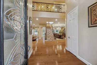 8 Jeffers Court, Houston, TX 77024 - Photo 4