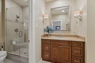 8 Jeffers Ct, Houston, TX 77024 - Photo 30