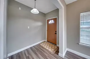 8214 Peekskill Ln, Houston, UT 77075 - Photo 4