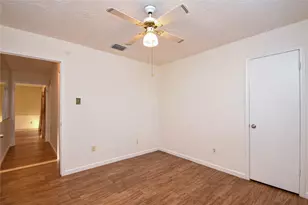 9510 Huntington Way Dr, Houston, TX 77099 - Photo 22