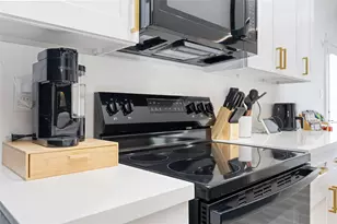 2330 Wavell St, Houston, TX 77088 - Photo 8