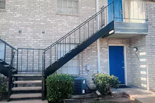 9797 Leawood Blvd, Houston, TX 77099 - Photo 2