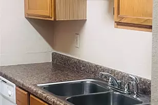 9797 Leawood Blvd, Houston, TX 77099 - Photo 6