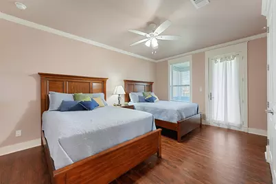 172 Ocean View Drive Drive, Crystal Beach, TX 77650 - Photo 14