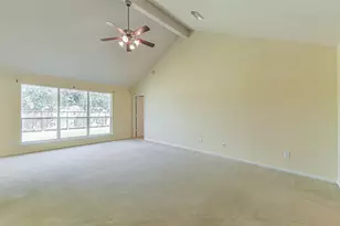 5329 Morgan Oak Dr, Alvin, TX 77511 - Photo 2