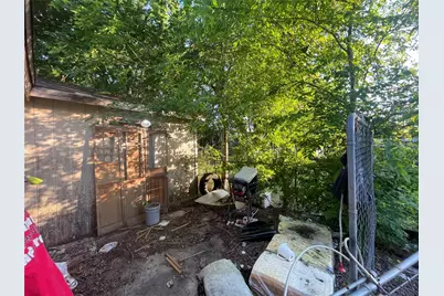 4854 Clover Street, Houston, TX 77033 - Photo 8