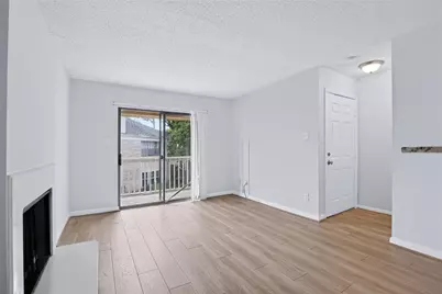 2750 Holly Hall Street #510, Houston, TX 77054 - Photo 4