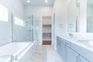 739 Bringhurst St, Houston, TX 77020 - Photo 8