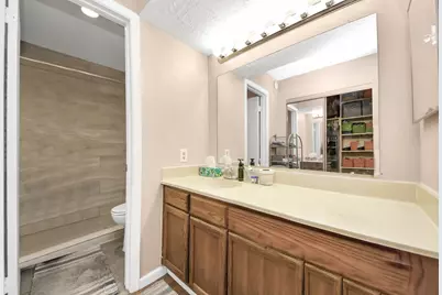 10555 Turtlewood Court #1510, Houston, TX 77072 - Photo 18