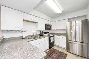 10555 Turtlewood Ct, Houston, TX 77072 - Photo 8