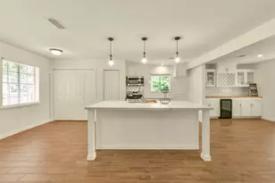 11314 Sageview Dr, Houston, TX 77089 - Photo 8