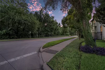 4440 Betty Street, Bellaire, TX 77401 - Photo 42