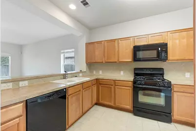 831 Honeysuckle Vine Drive, Rosenberg, TX 77469 - Photo 6