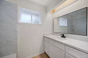 3835 Green Crest Dr, Houston, TX 77082 - Photo 16