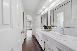 6710 Blue Hills Rd, Houston, TX 77069 - Photo 20