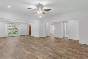 1819 Millwood Dr, Houston, TX 77008 - Photo 4