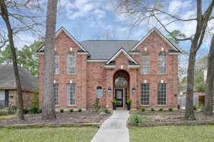 31 E Amberglow Cir, The Woodlands, TX 77381 - Photo 2