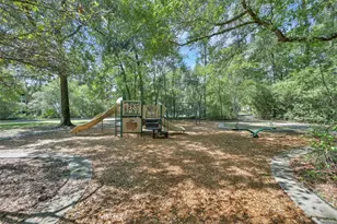 31 E Amberglow Cir, The Woodlands, TX 77381 - Photo 46