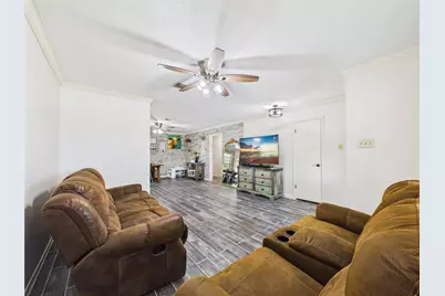3205 Village Lane, Deer Park, TX 77536 - Photo 6