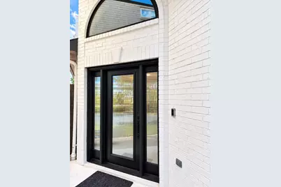 9822 Oak Point Drive, Houston, TX 77055 - Photo 2