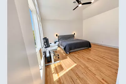9822 Oak Point Drive, Houston, TX 77055 - Photo 20