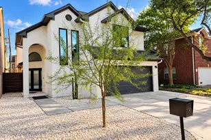 9822 Oak Point Dr, Houston, TX 77055 - Photo 46