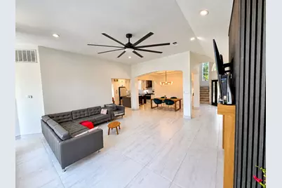 9822 Oak Point Drive, Houston, TX 77055 - Photo 10