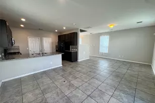 19248 Red Argan Ct, Houston, TX 77073 - Photo 4
