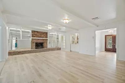 2610 Gerol Court, Galveston, TX 77551 - Photo 2