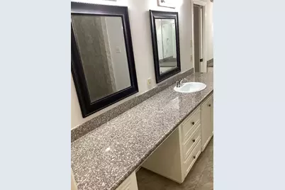 7818 Vickijohn Drive, Houston, TX 77071 - Photo 14