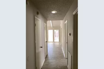 7818 Vickijohn Drive, Houston, TX 77071 - Photo 6