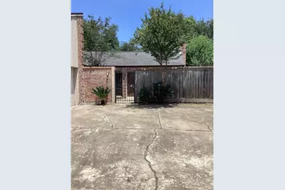 7818 Vickijohn Drive, Houston, TX 77071 - Photo 22