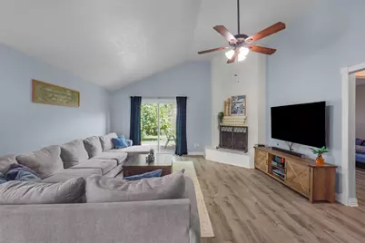 10546 Waving Fields Drive, Houston, TX 77064 - Photo 6