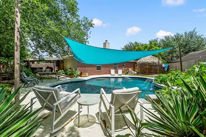 5130 Chasewood Drive, Bacliff, TX 77518 - Photo 22