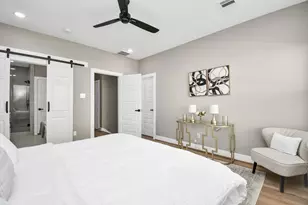 316 Thornton Rd, Houston, TX 77018 - Photo 22