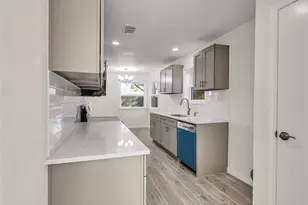 6303 Greenway Forest Ln, Houston, TX 77088 - Photo 8