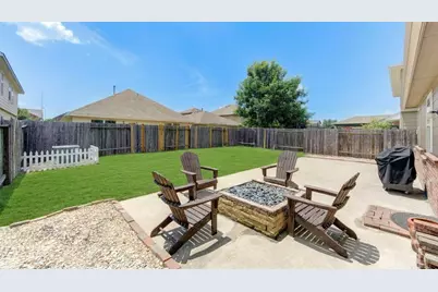 2311 Lakecrest Town Drive, Katy, TX 77493 - Photo 2